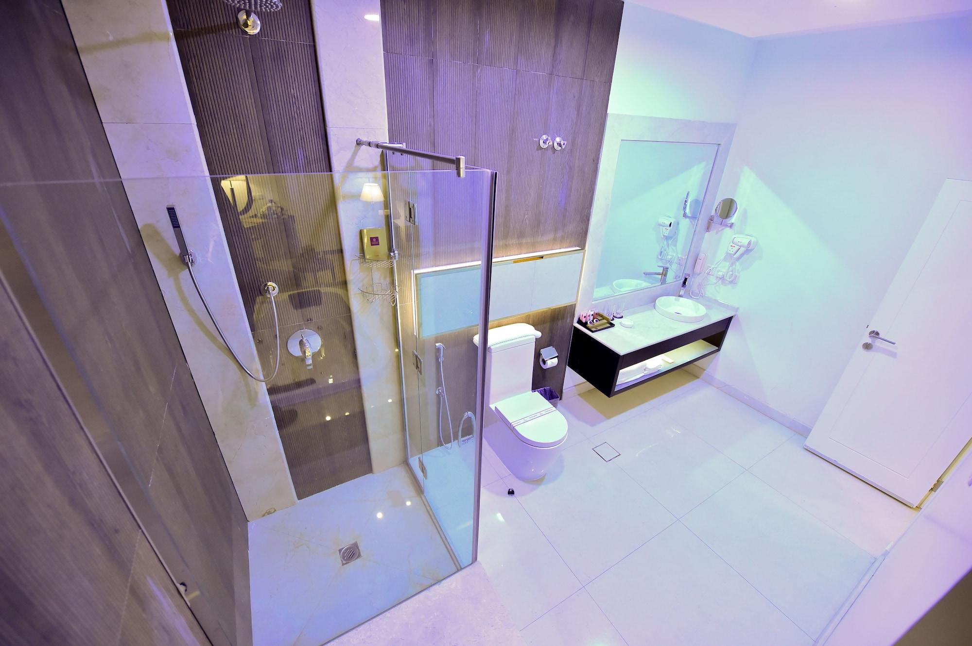 Olian Hotel 4*